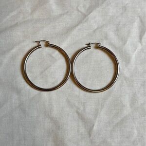 Chic 925 Silver Hoop Earrings